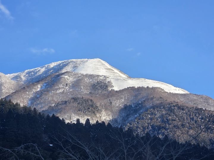雪の伊吹山（冬）